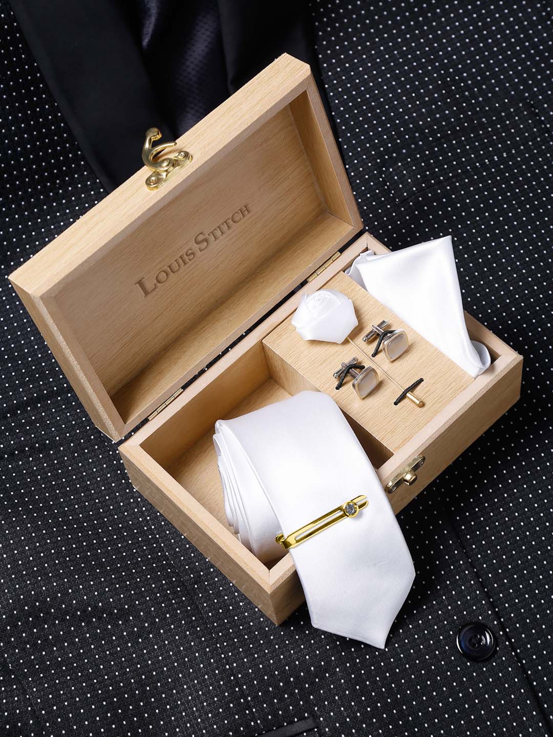 White Luxury Italian Silk Necktie Set With Pocket Square Cufflinks Brooch Gold Tie pin