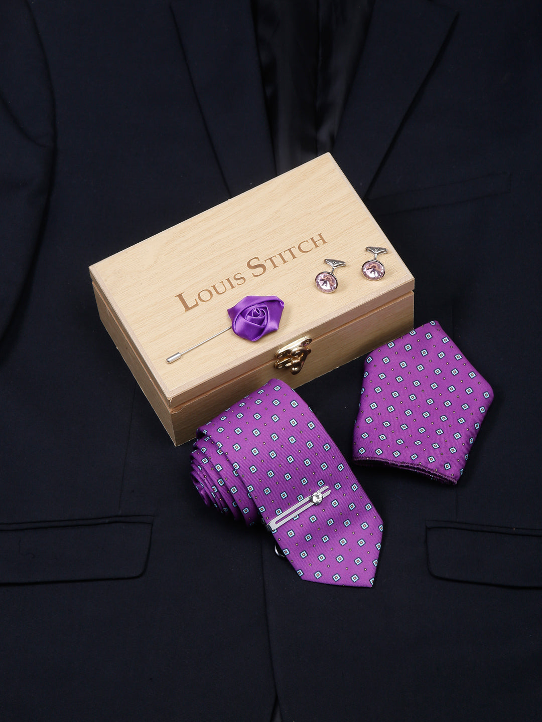 Liliac Purple Luxury Italian Silk Necktie Set With Pocket Square Cufflinks Brooch Chrome Tie pin