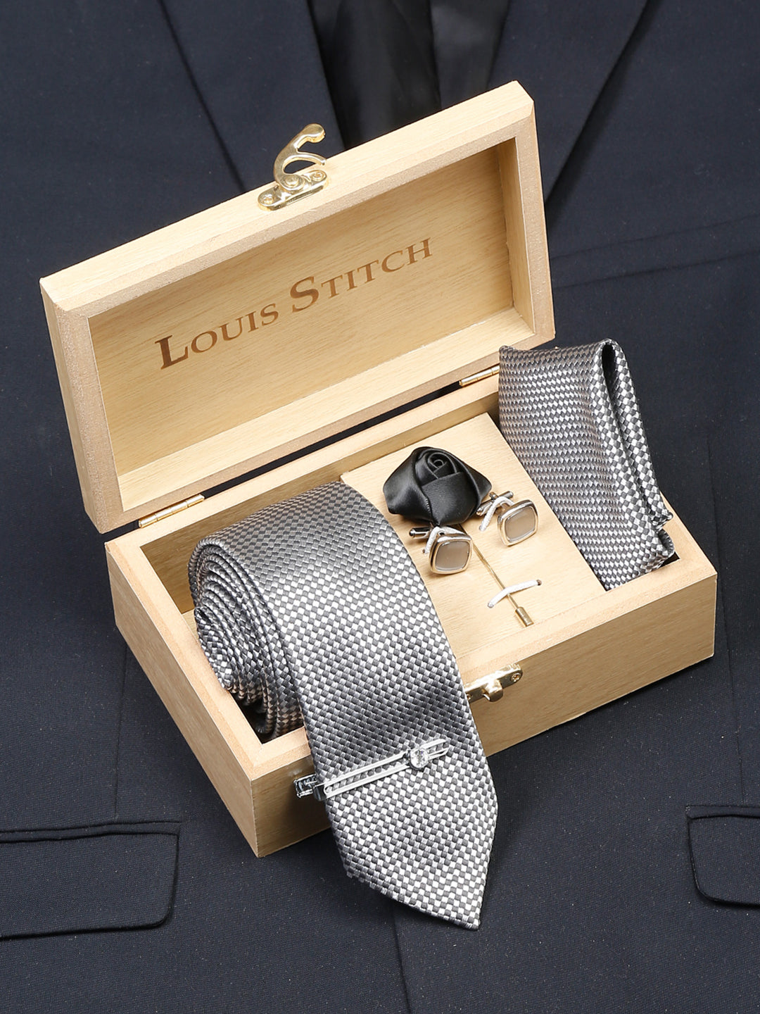 Checkered Black Luxury Italian Silk Necktie Set With Pocket Square Cufflinks Brooch Chrome Tie pin