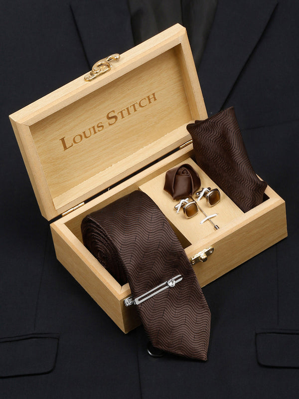 Van Dyke Brown Italian Silk Necktie Set Pocket Square Chrome Tiepin cufflinks and Brooch