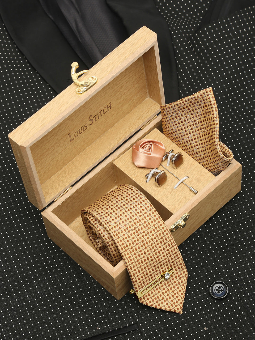 Cream Dotted Luxury Italian Silk Necktie Set With Pocket Square Cufflinks Brooch Gold Tie pin