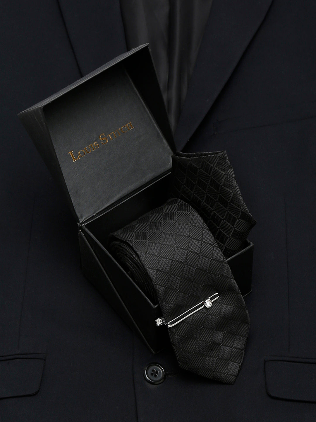 Sable Black Italian Silk Necktie Set Pocket Square Chrome Tiepin