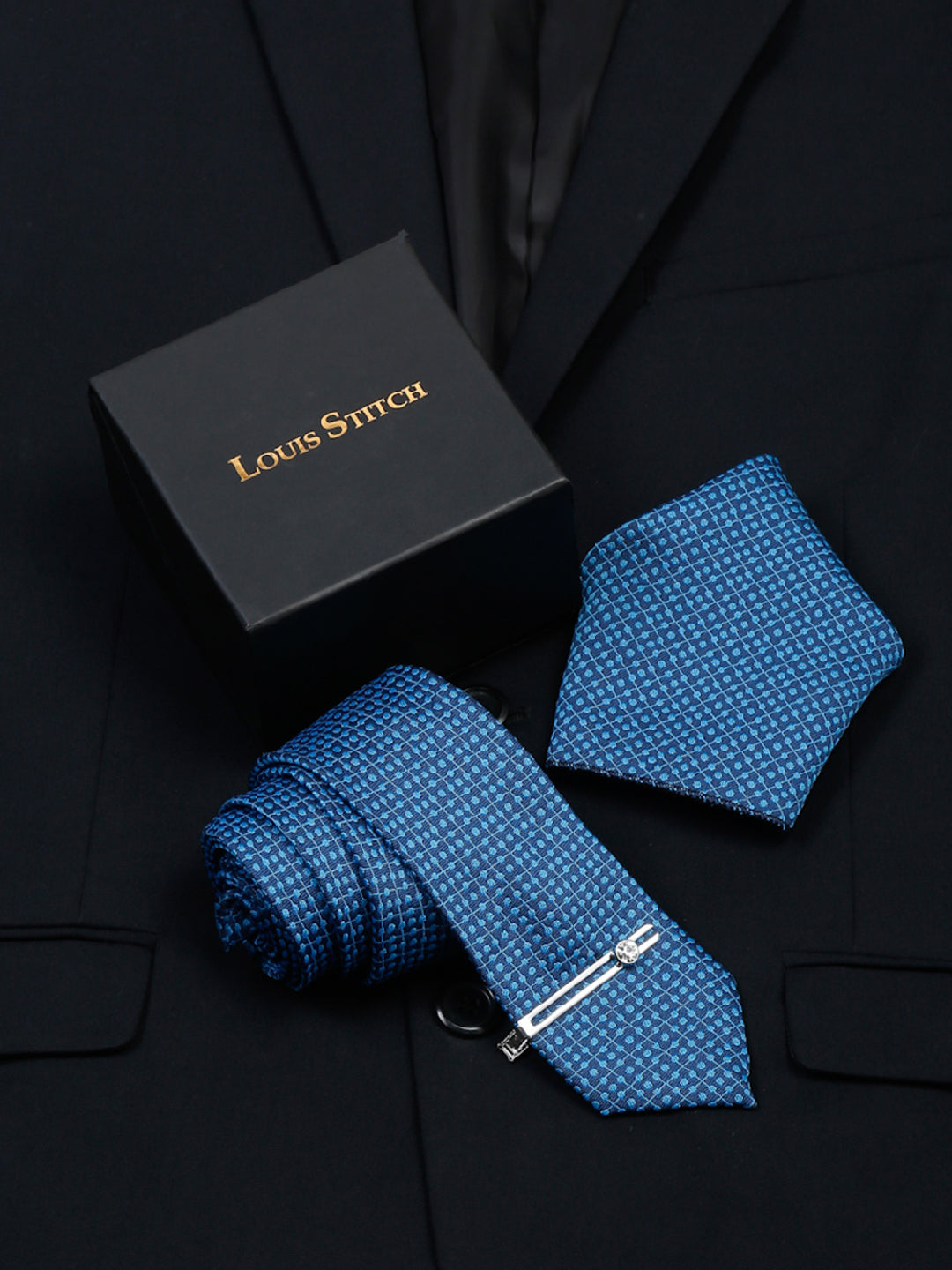 Polka Dotted Blue Luxury Italian Silk Necktie Set With Pocket Square Chrome Tie pin