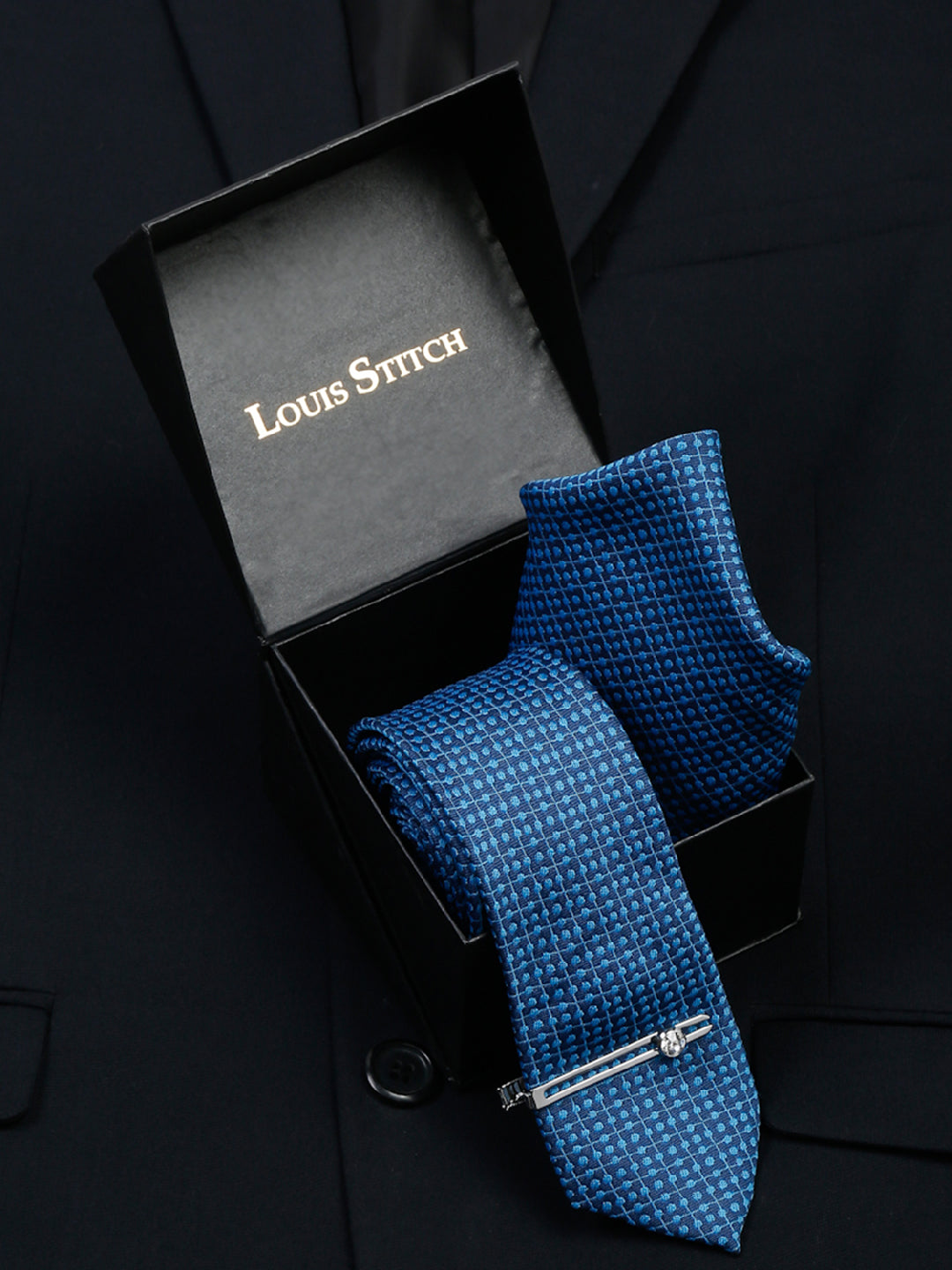 Polka Dotted Blue Luxury Italian Silk Necktie Set With Pocket Square Chrome Tie pin