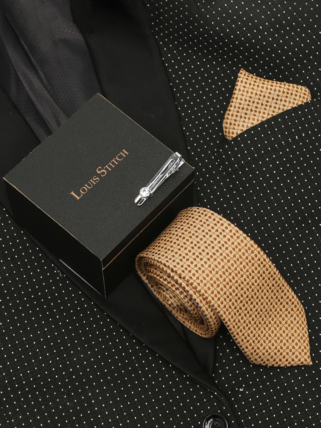Cream Dotted Luxury Italian Silk Necktie Set With Pocket Square Chrome Tie pin
