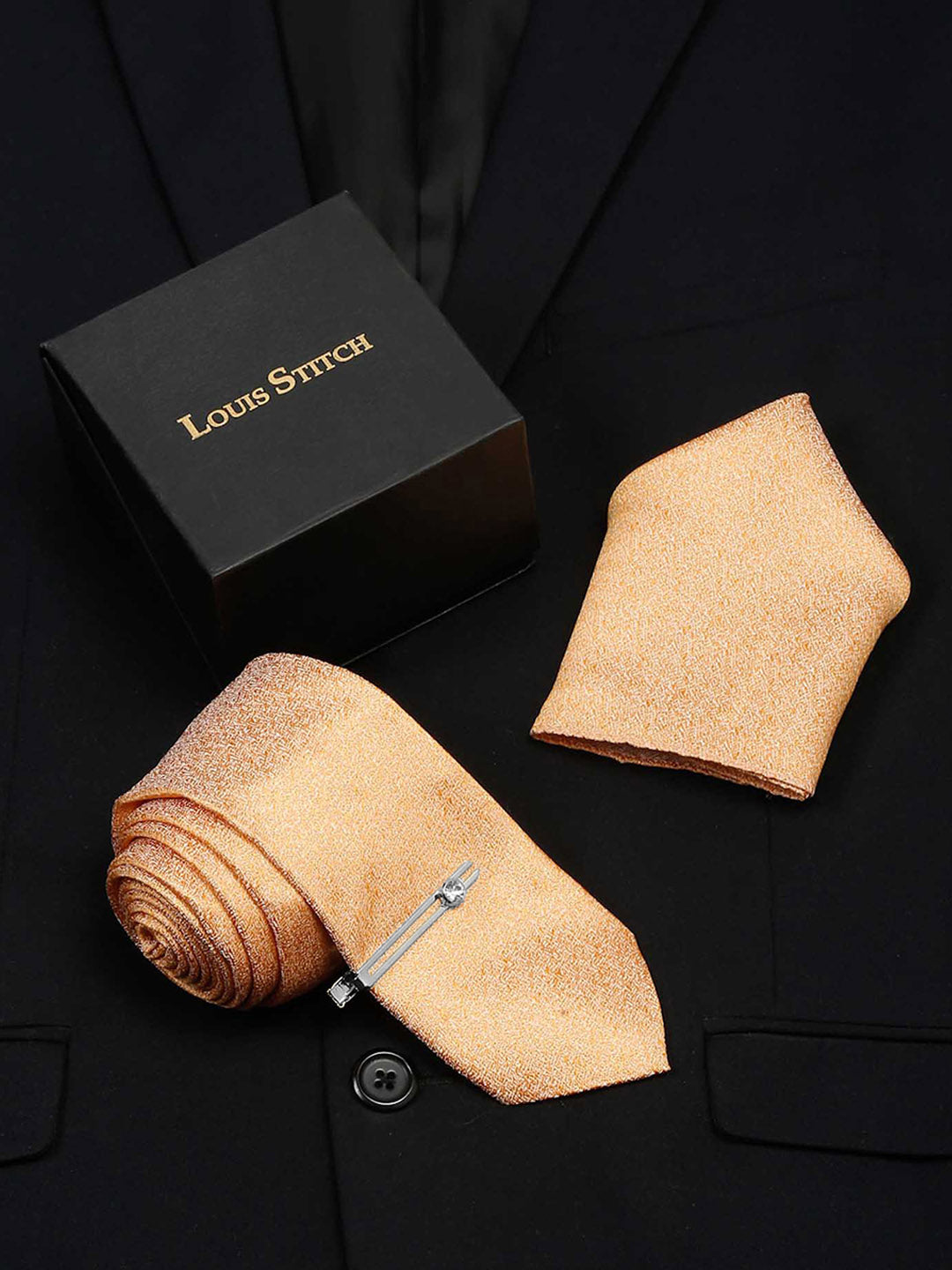 Cream Dotted Luxury Italian Silk Necktie Set With Pocket Square Chrome Tie pin