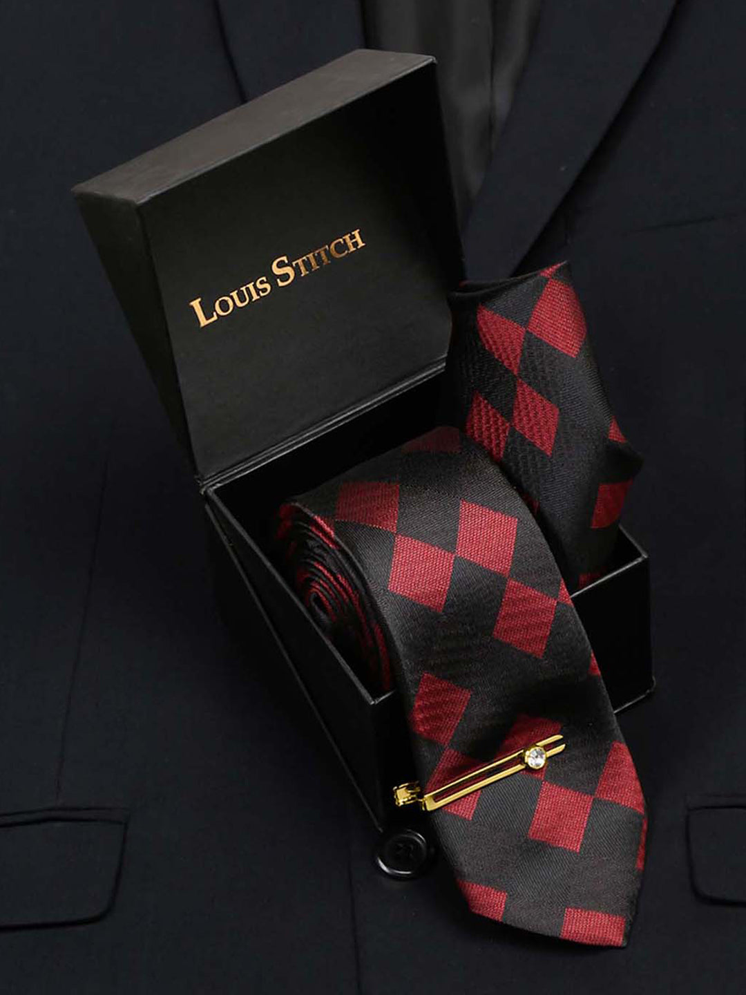 Black and Red Italian Silk Necktie Set Pocket Square Golden Tiepin