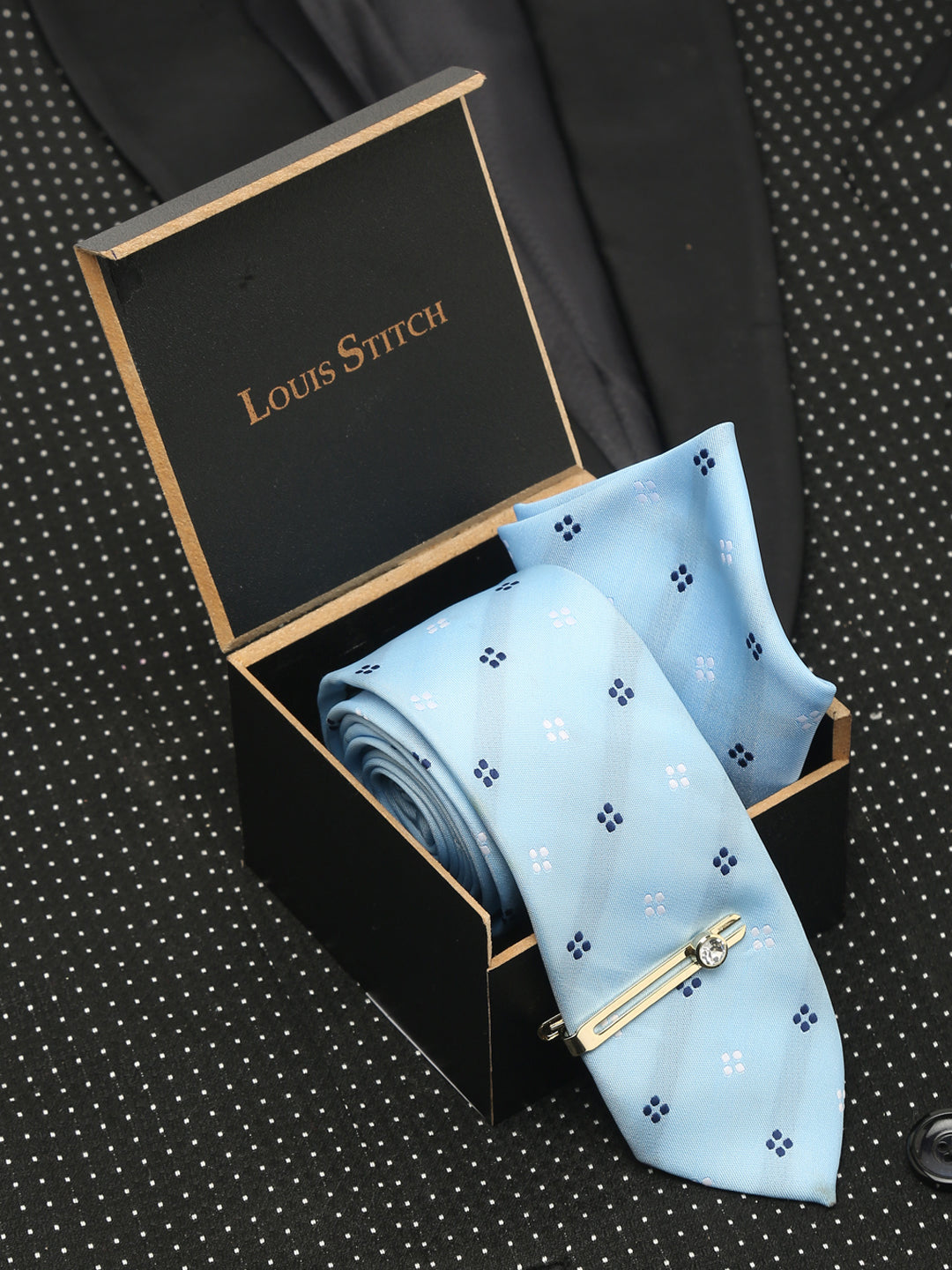 Light Printed Blue Luxury Italian Silk Necktie Set With Pocket Square Gold Tie pin