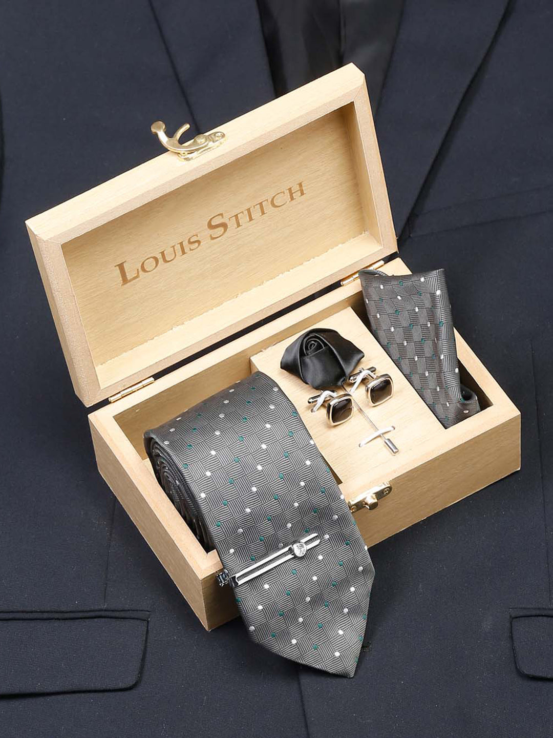 Grey polka Luxury Italian Silk Necktie Set With Pocket Square Cufflinks Brooch Chrome Tie pin