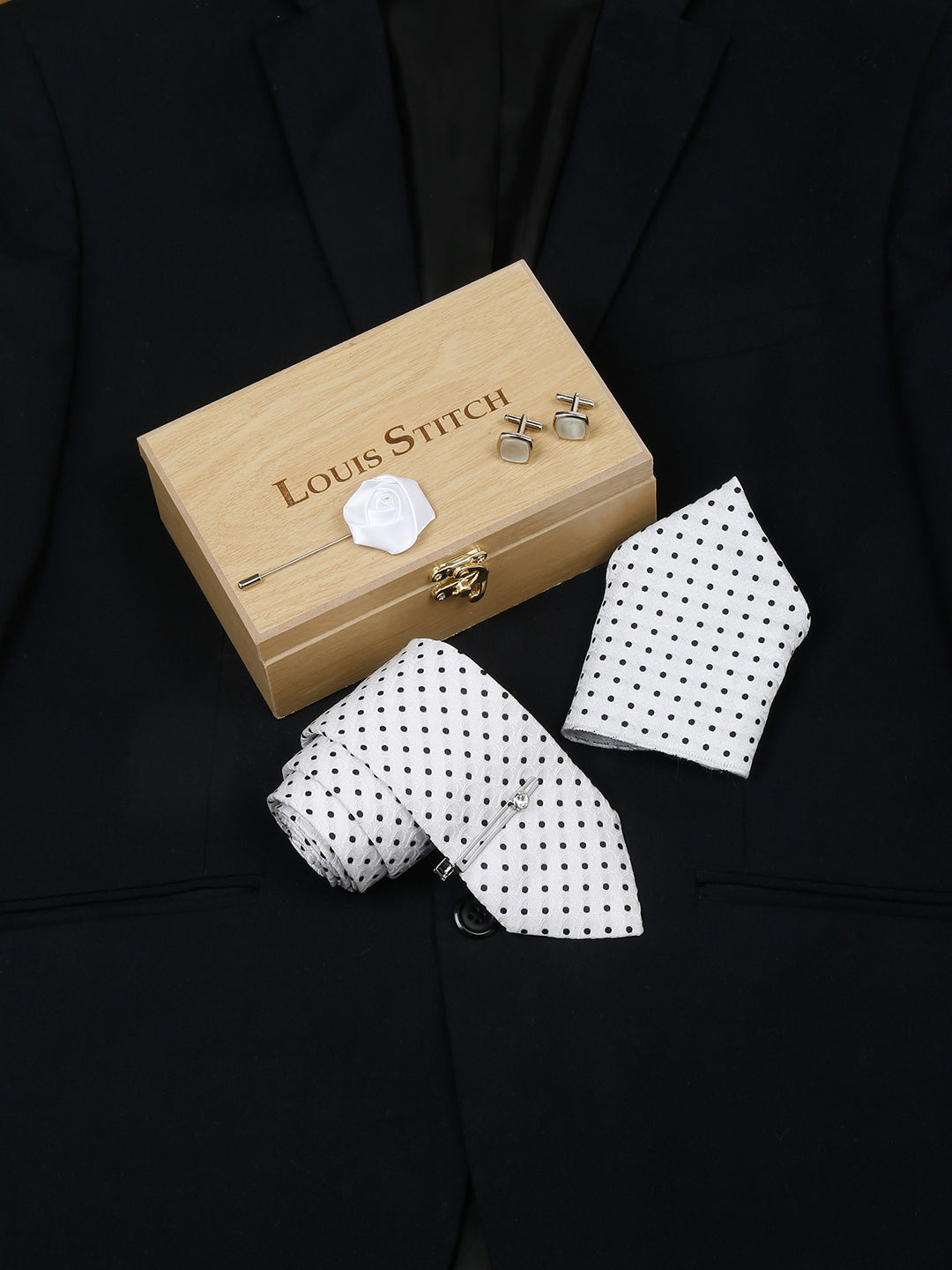 Admiral White Luxury Italian Silk Necktie Set