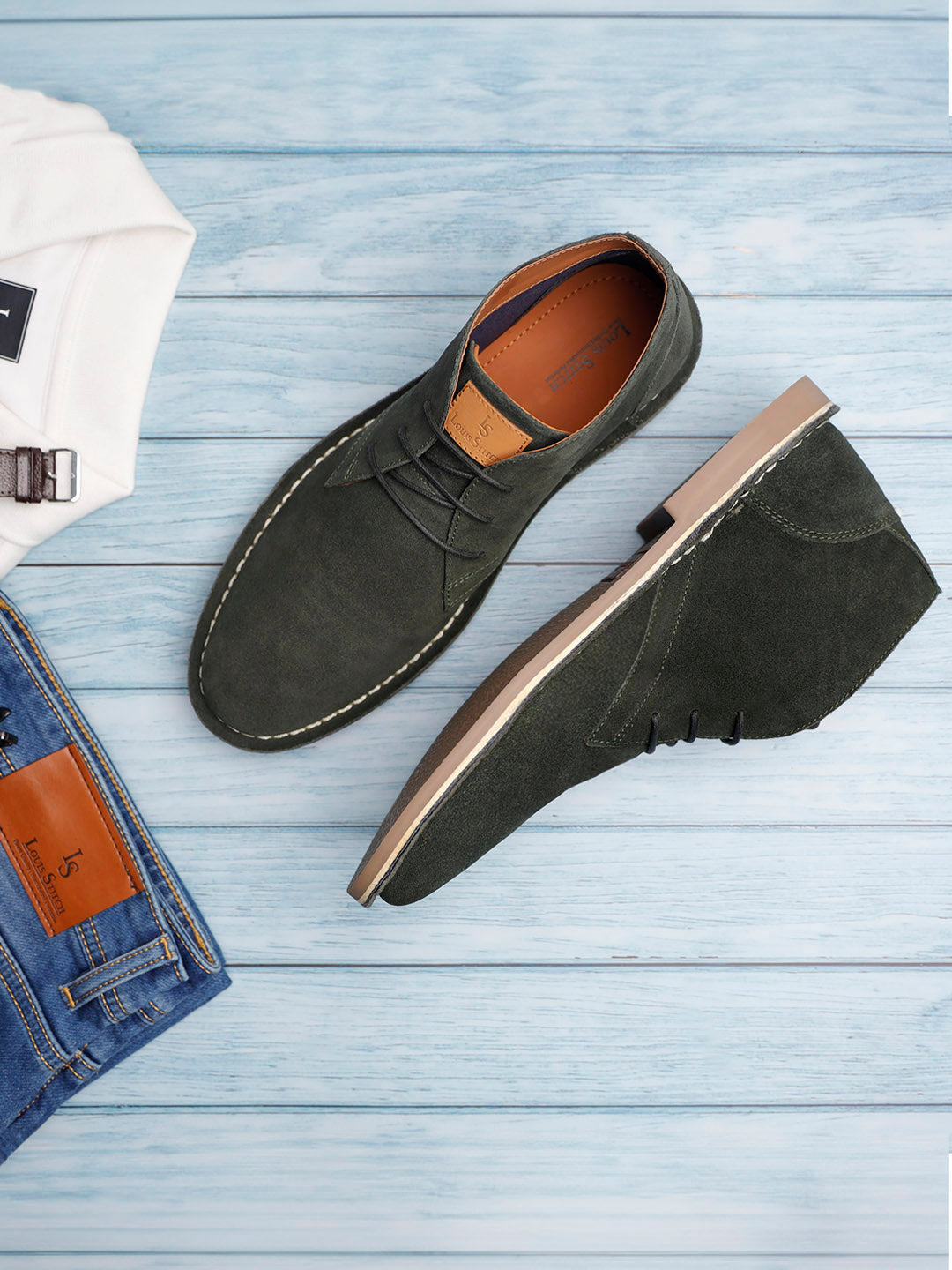 Moss Green Italian Suede Leather British Stitch Down Chukka Boots