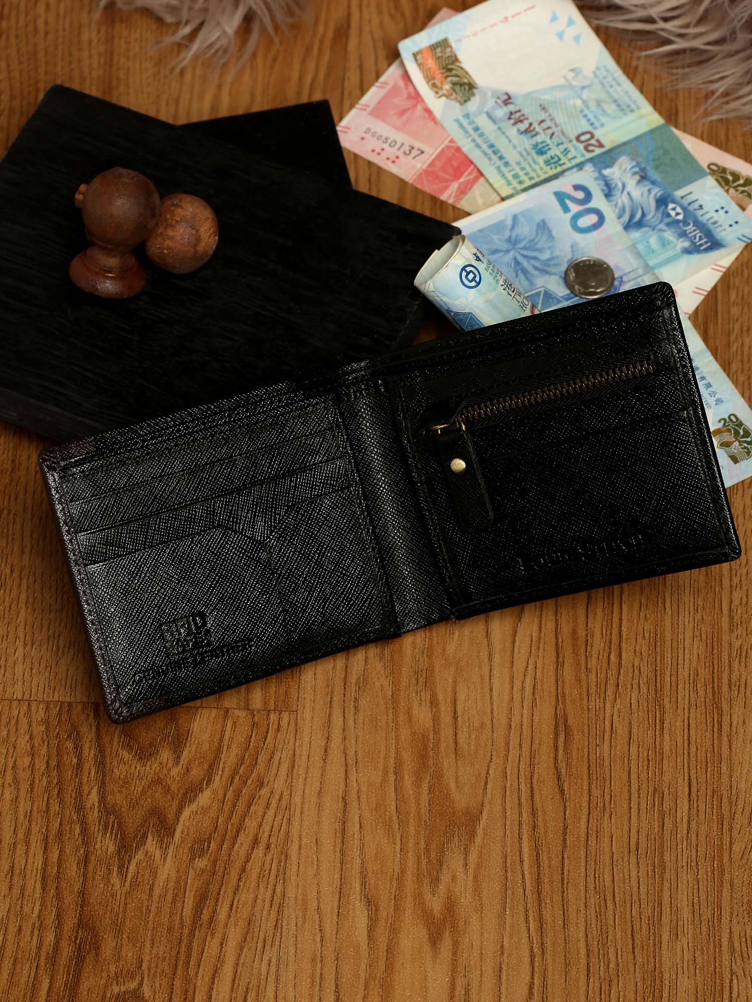 Jet Black Italian Front Zip Saffiano Leather Wallet