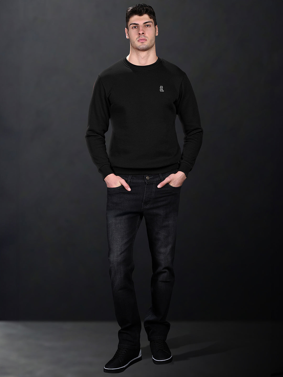 Signature 3D Embossed logo Black Regular Fit Pullover Sweatshirt