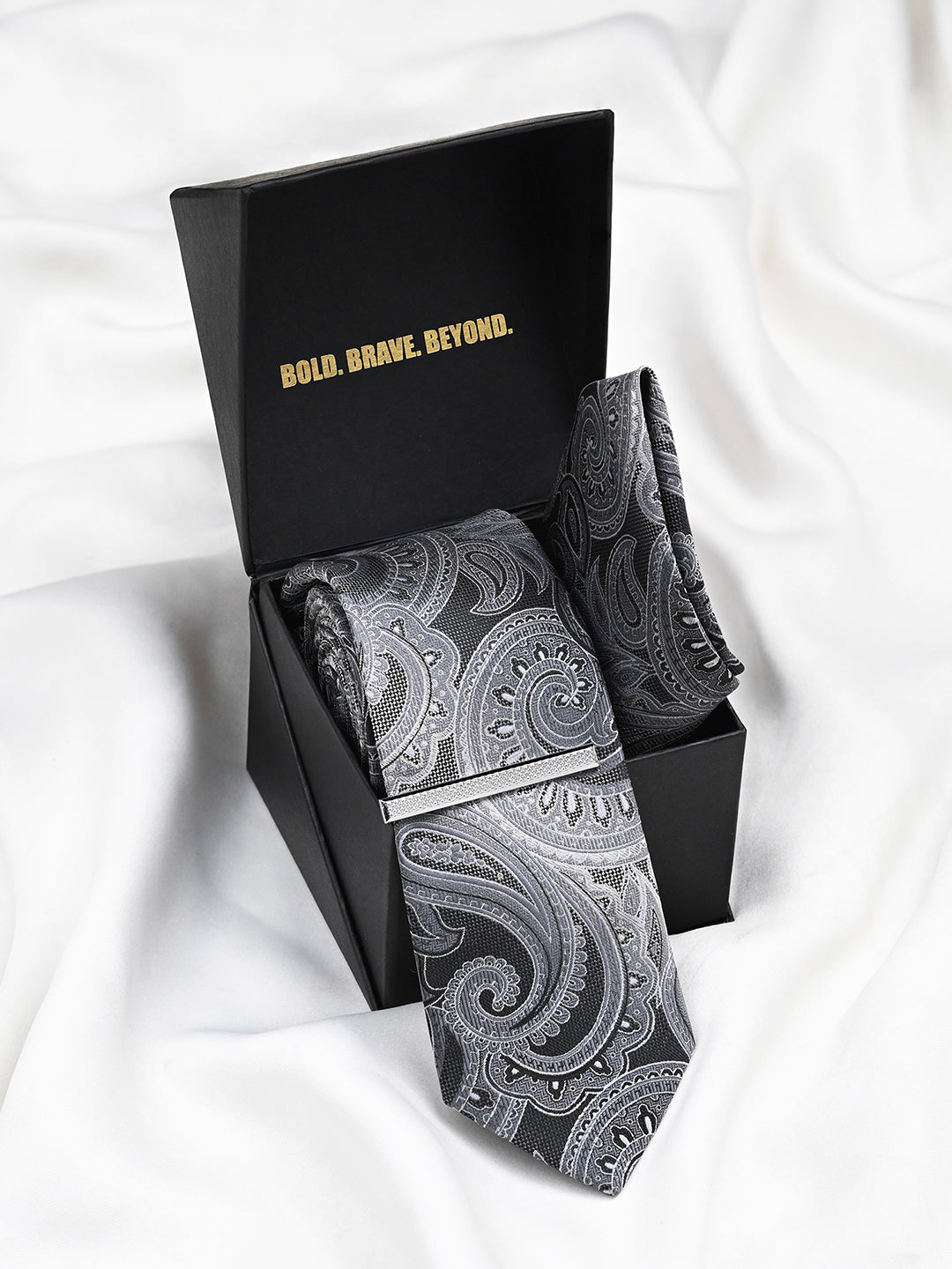 Paisley Black Luxury Polyster Micro Fabric Necktie Set Pocket Square Chrome Tiepin