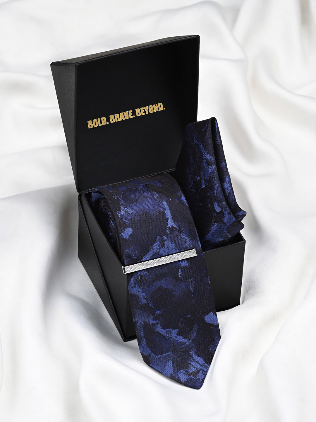 Dark Blue Luxury Polyster Micro Fabric Necktie Set Pocket Square Chrome Tiepin