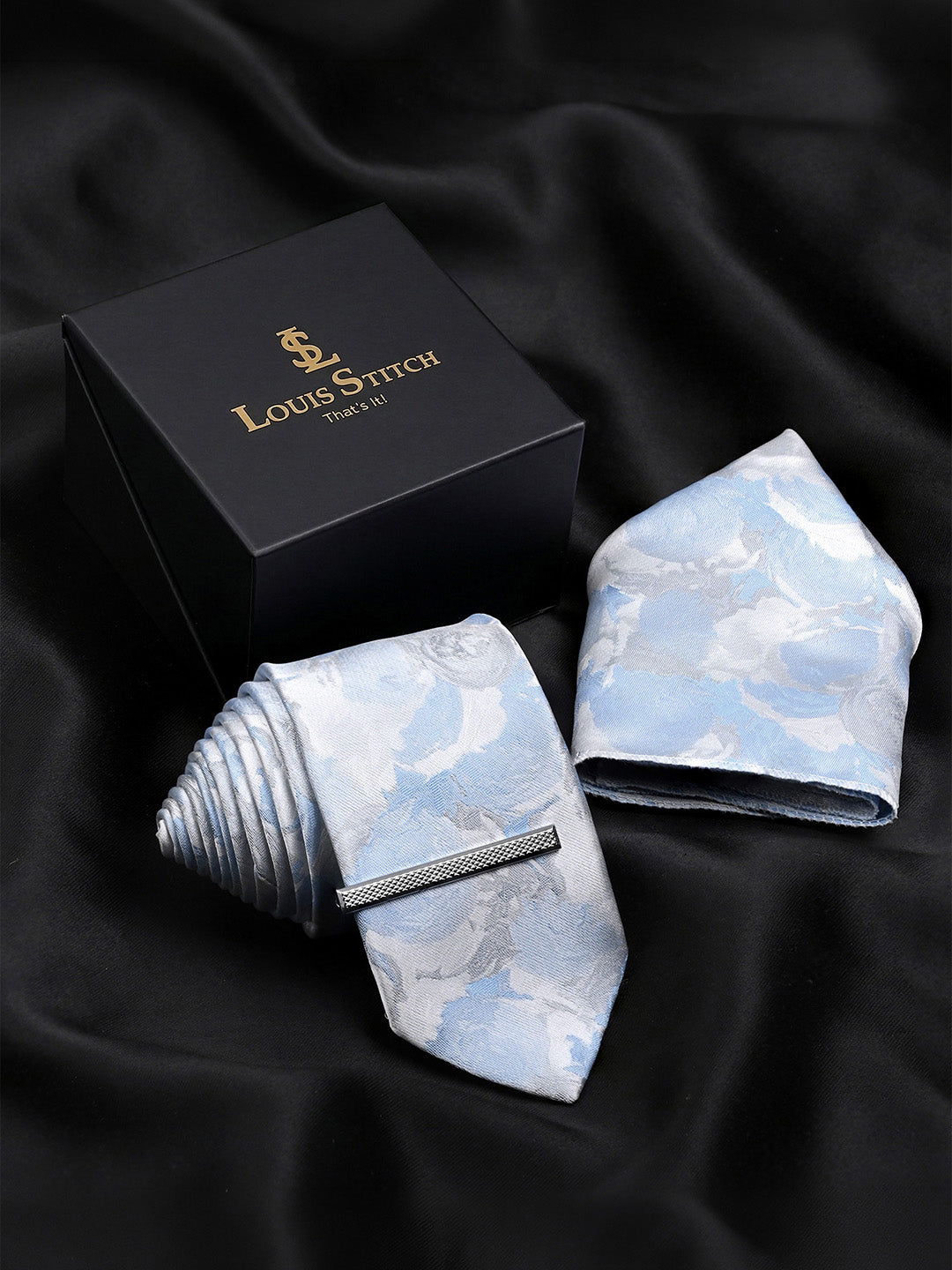 Light Blue Luxury Polyster Micro Fabric Necktie Set Pocket Square Chrome Tiepin