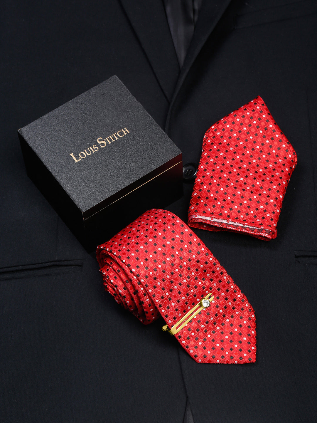 Tart Red Italian Silk Necktie Set Pocket Square Golden Tiepin