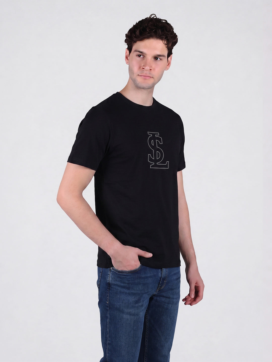 Men's Ultrasoft Roundneck Black T-shirt