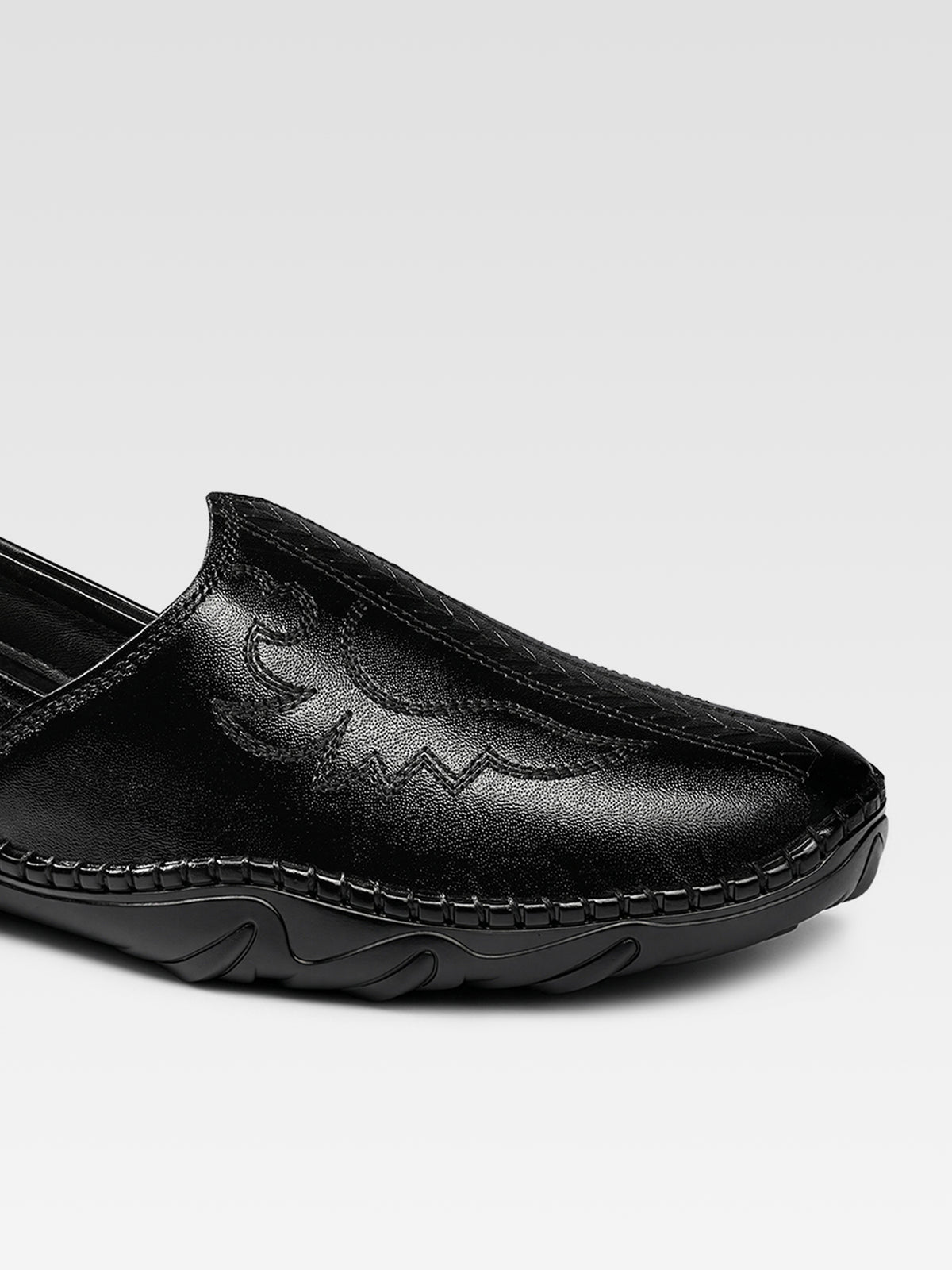 Jet Black Ethnic Slip-On Texture Nagra Juti and Mojari