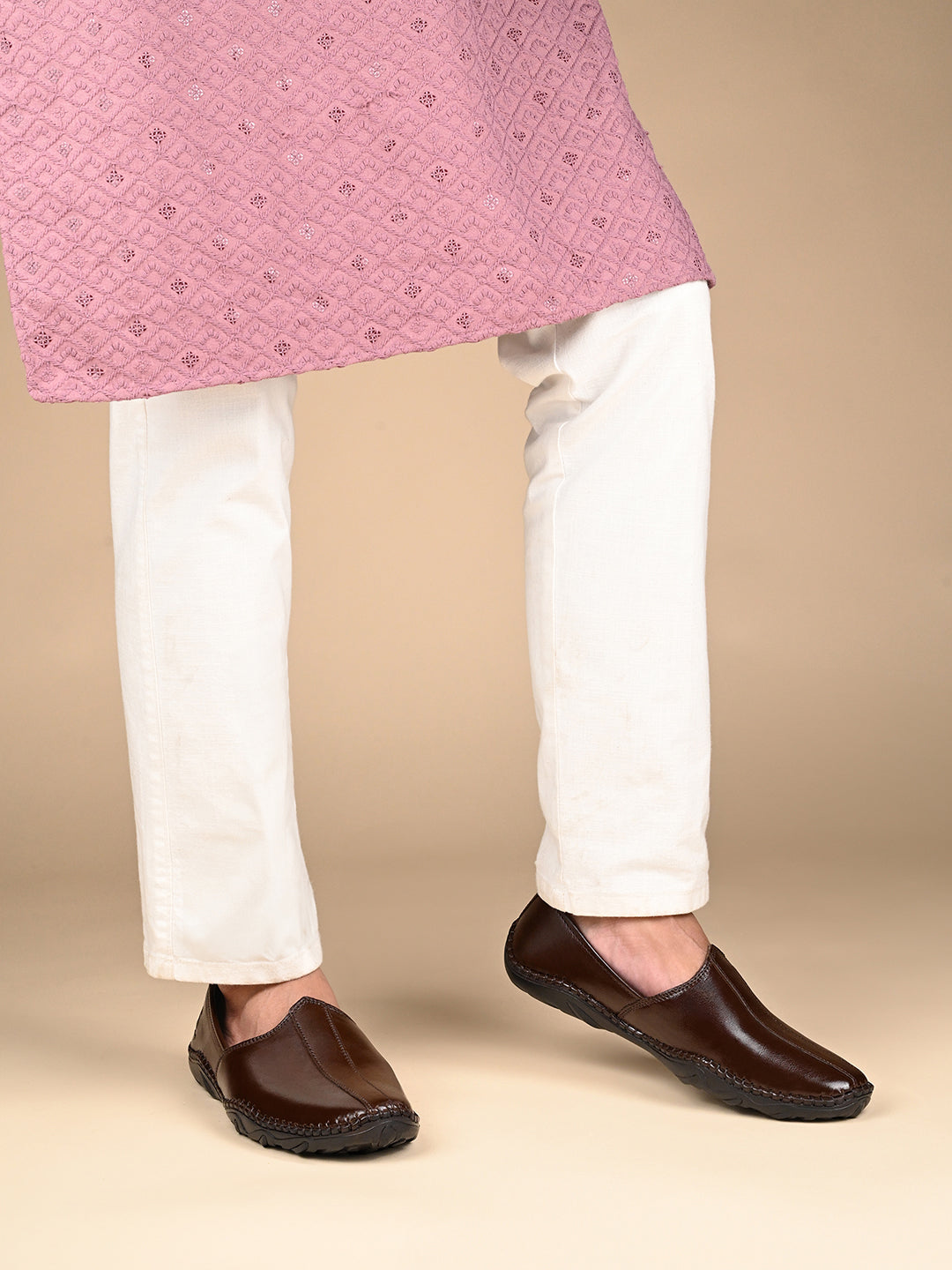 Brunette Brown Genuine Leather Ultra Lightweight Nagra Jutis and Mojaris