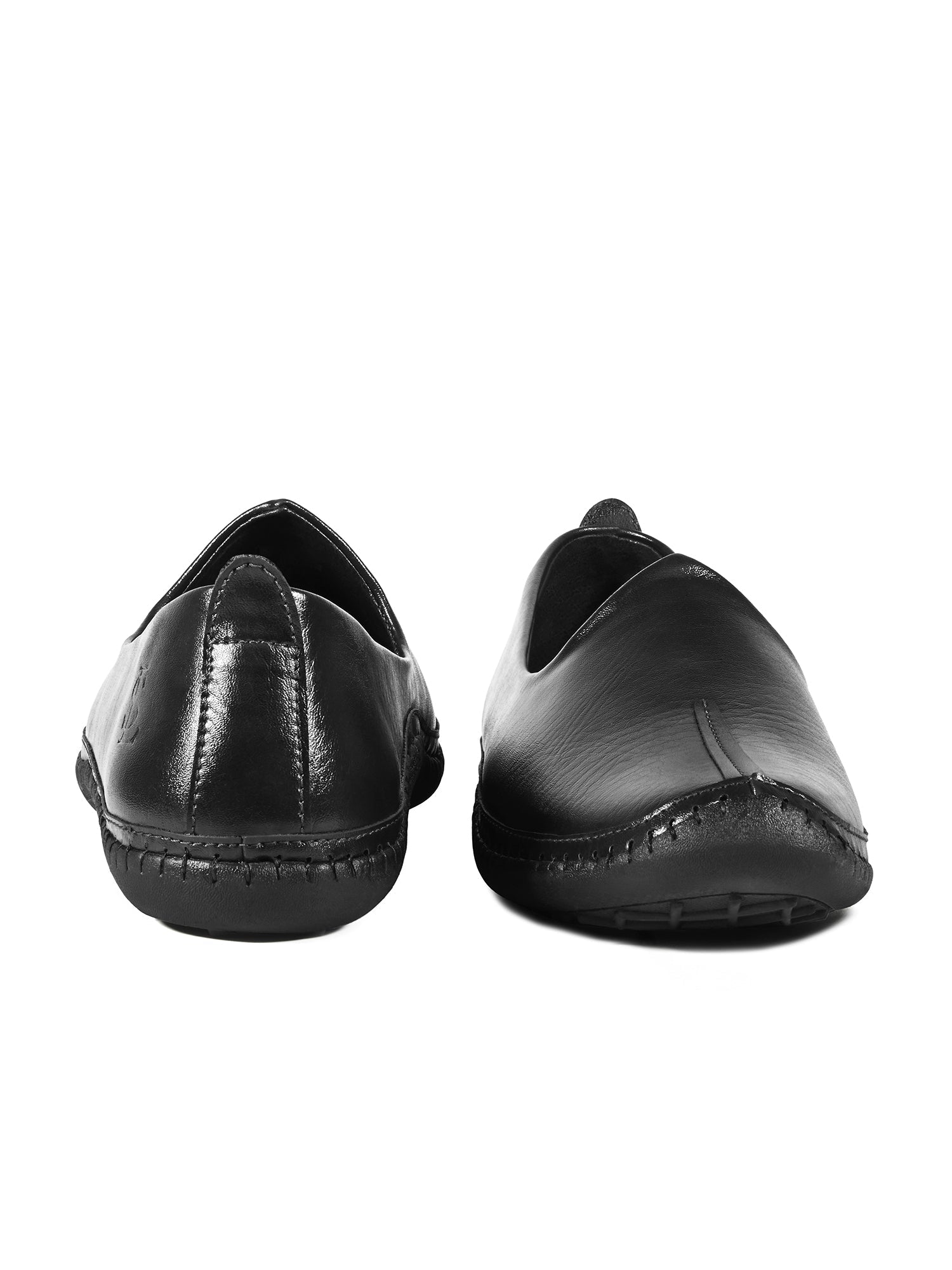 Jet Black Ethnic Slip-On Shrunken Nagra Juti and Mojari