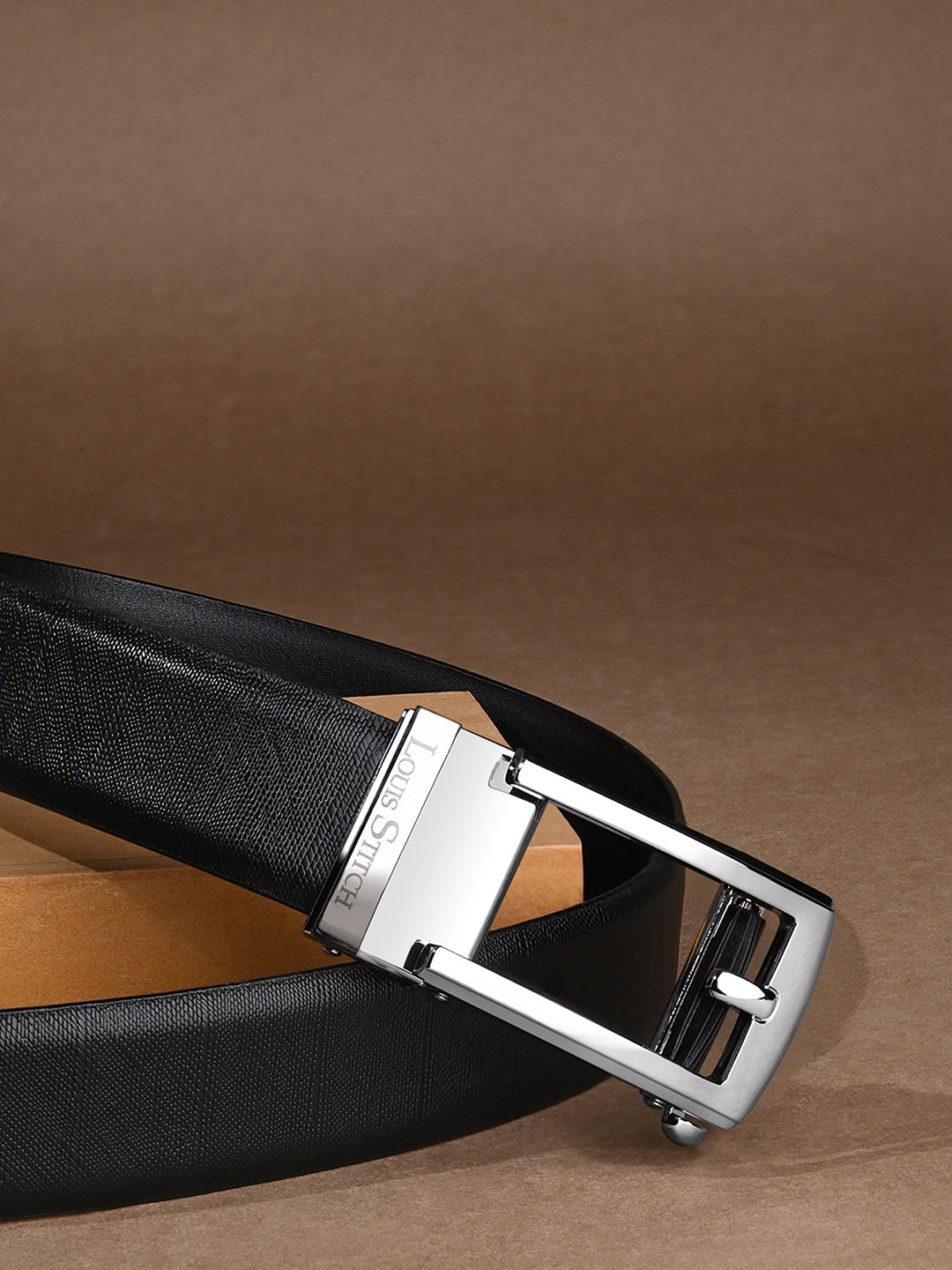 Premium VT Leather Men's Chrome Buckle Auto Lock Belt