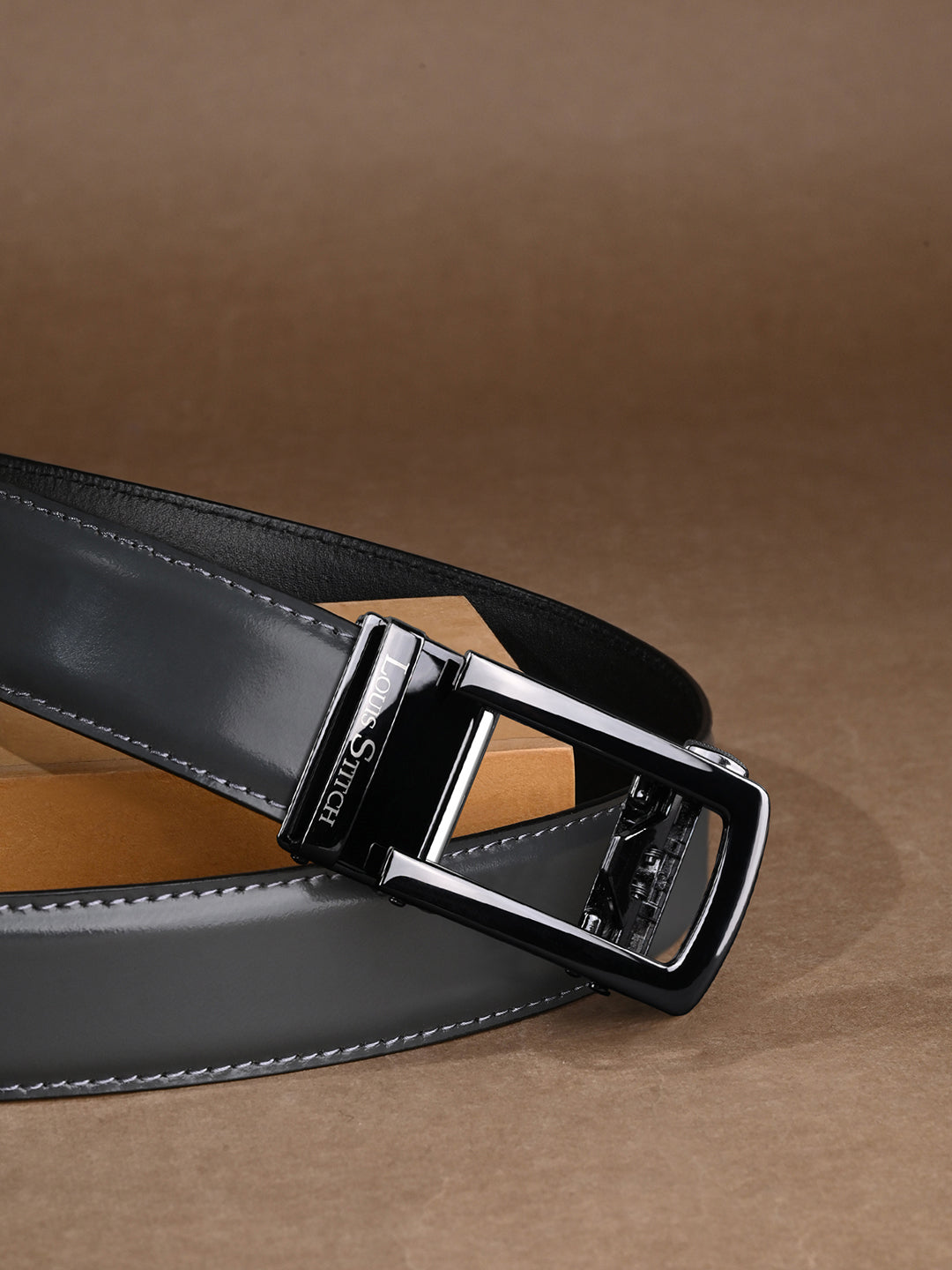 Premium VT Leather Men's Gunmetal Black Buckle Auto Lock Belt