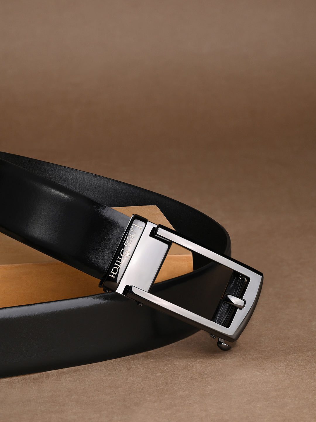 Premium VT Leather Men's Gunmetal Black Buckle Auto Lock Belt