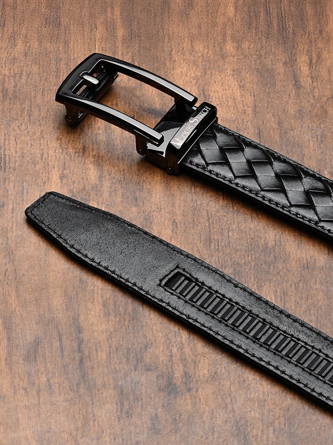 Premium VT Leather Men's Gunmetal Black Buckle Auto Lock Belt