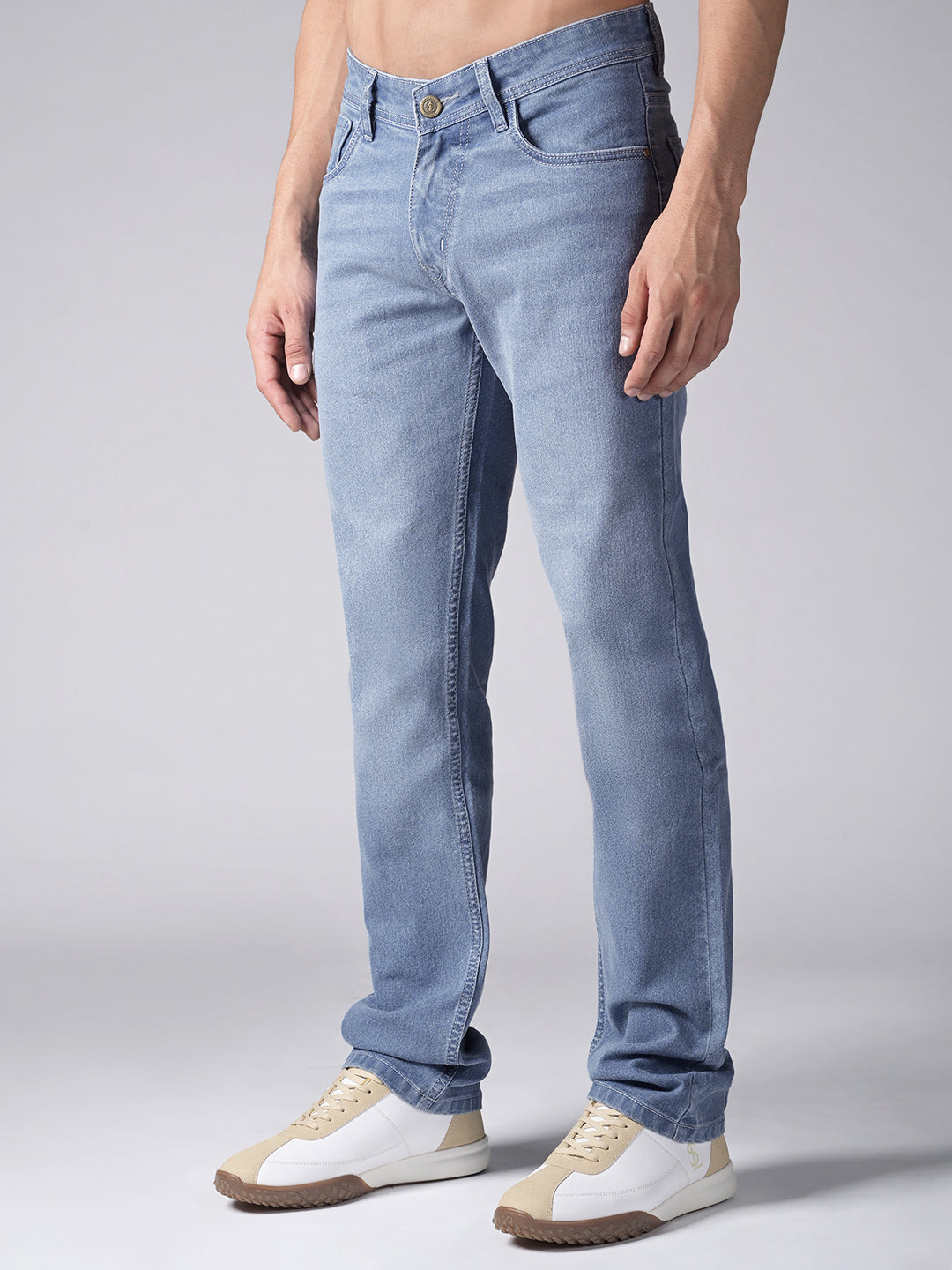 Men Light Blue Raw Wash Regular Fit Mid-Rise Jeans