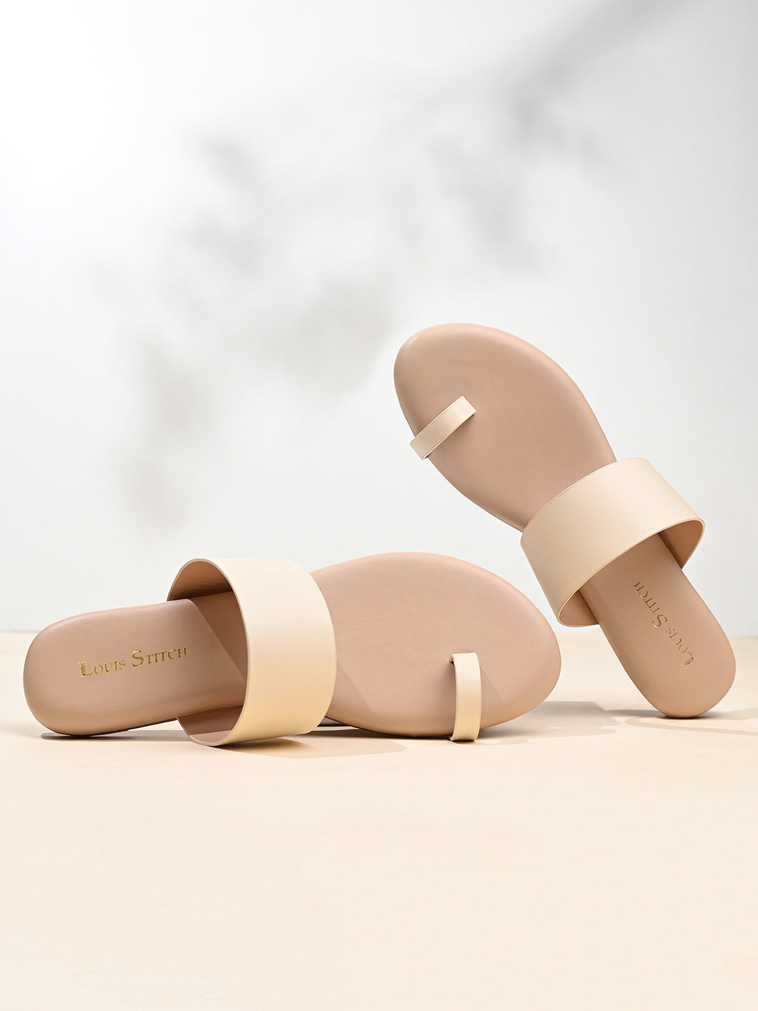 Women's Cream Flat Heel Toe-Ring Sandals