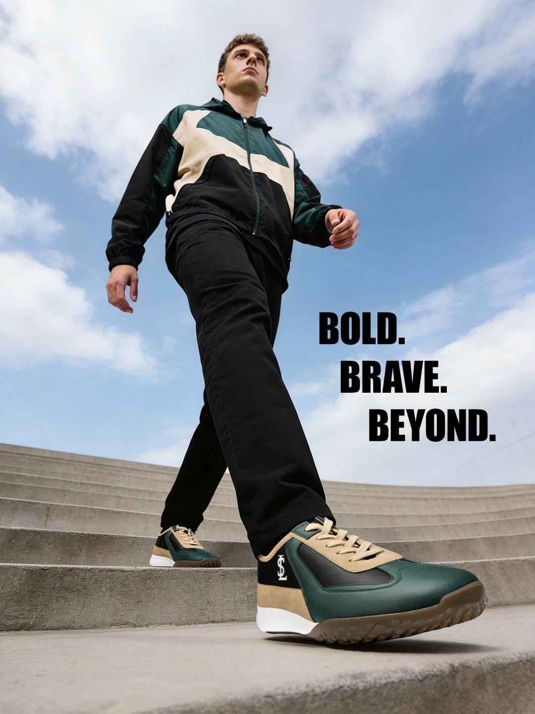 Green and Black Casual Lightweight Lace-Up Sneaker