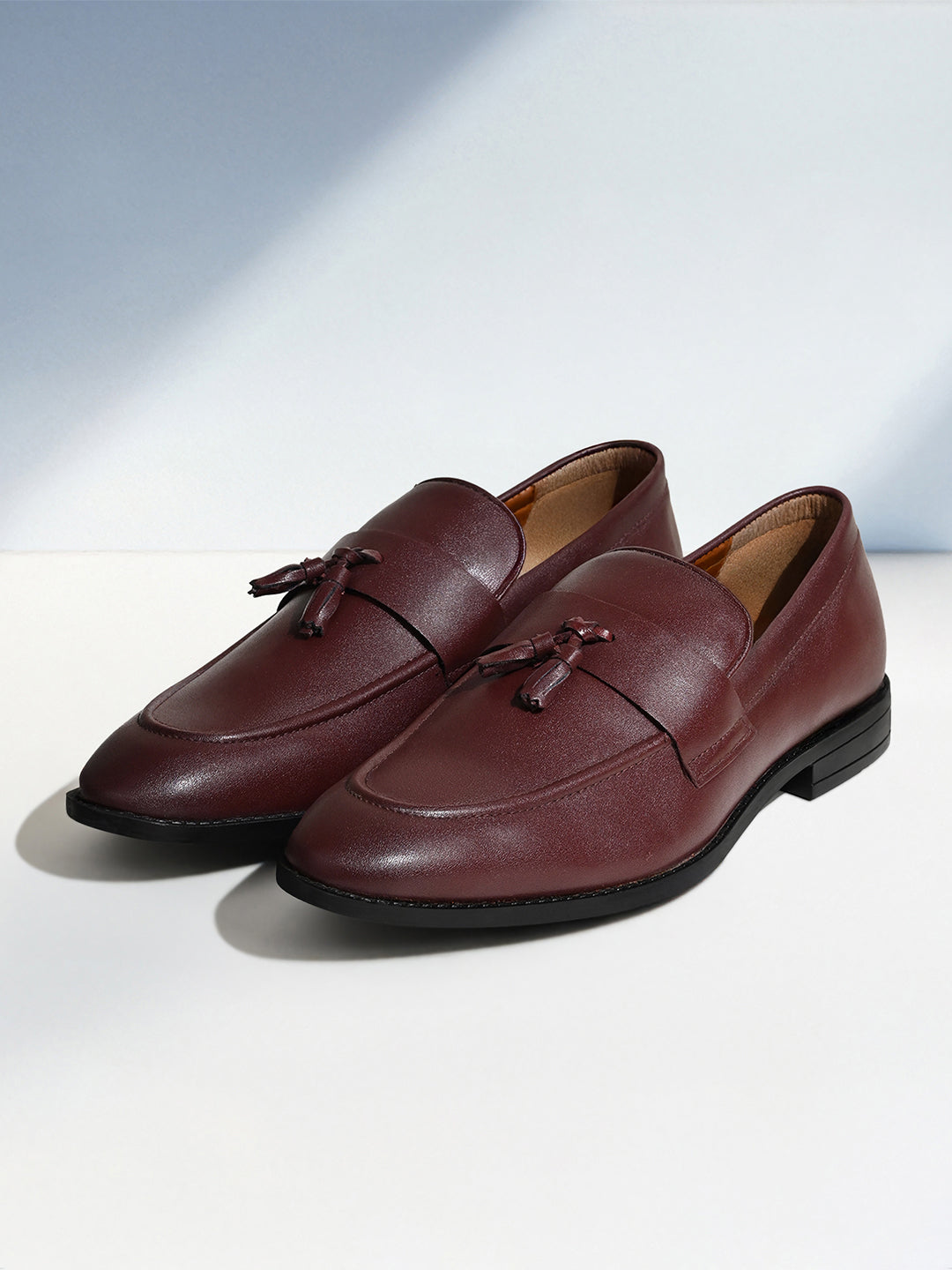 Rosewood Tassel Style Comfortable Moccasin