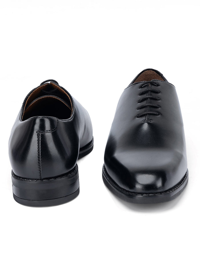 Jet Black Handcrafted Lace-Up Wholecut Derby Shoe