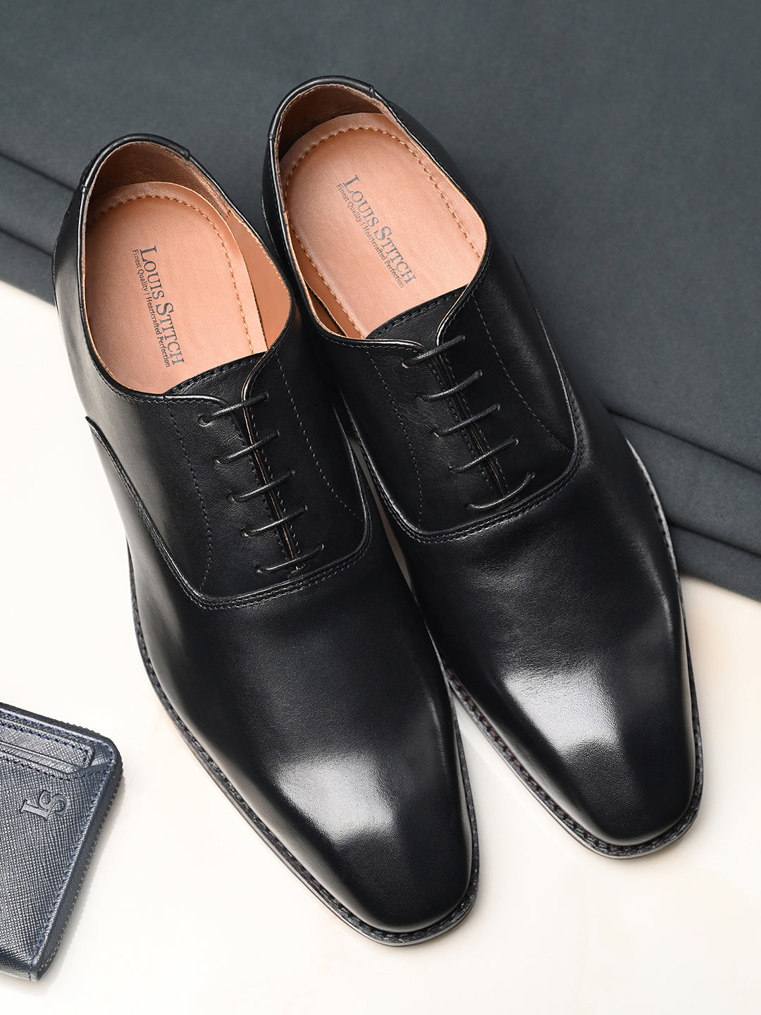 Jet Black Italian Crust Leather Formal Derbys