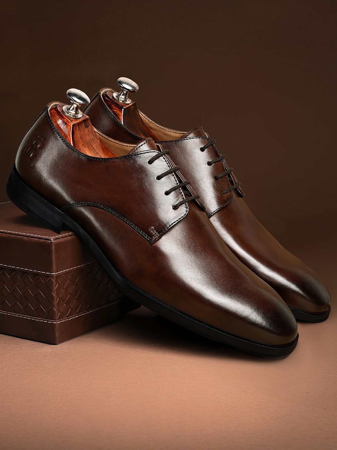 Brunette Brown Italian Crust Leather Formal Derby