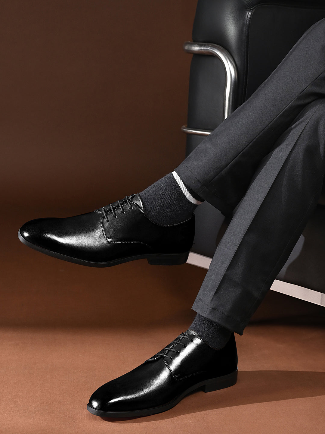 Jet Black Italian Crust Leather Formal Derby