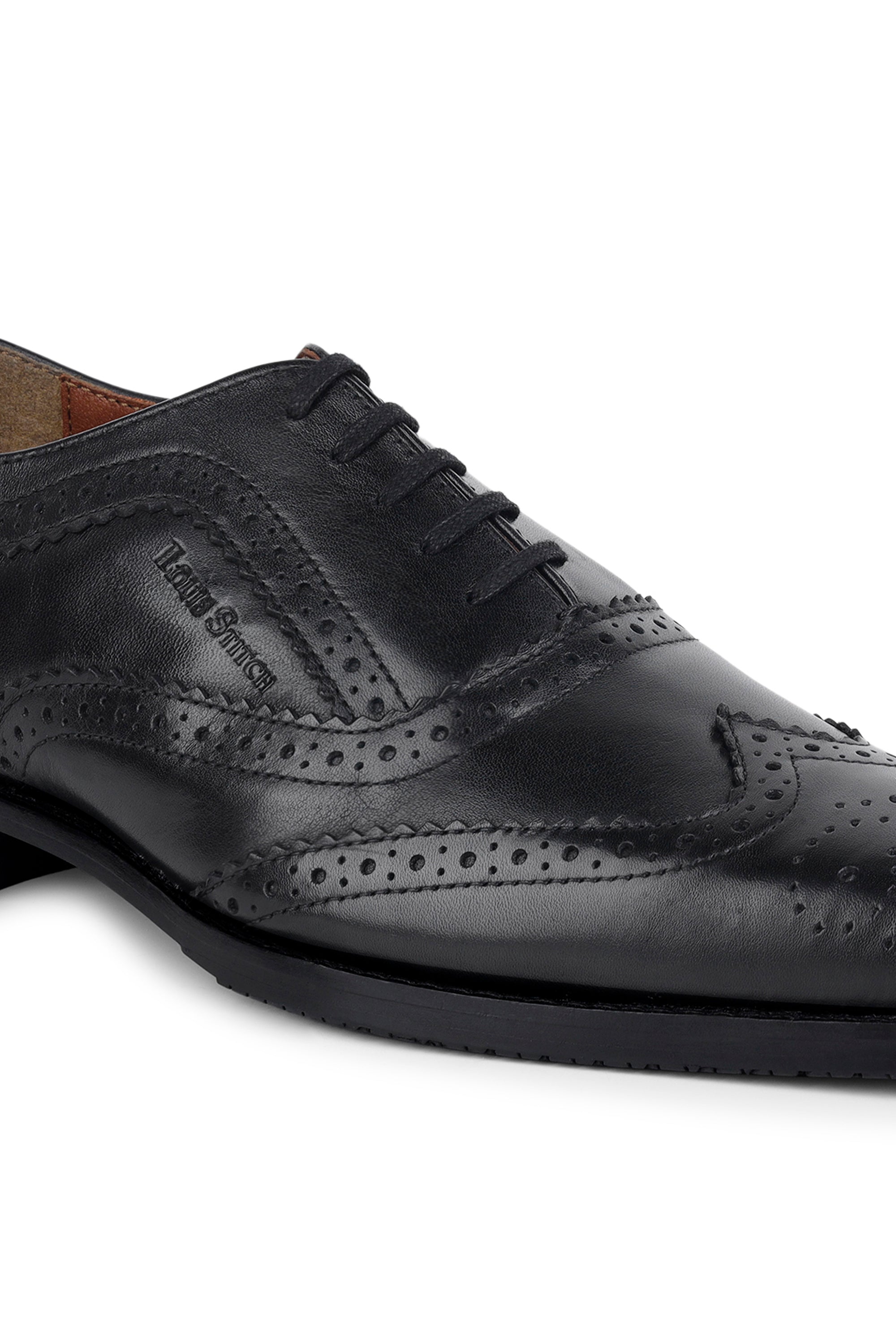 Jet Black Egyptian Crust Leather Brogue Style Comfortable Laceup Shoes