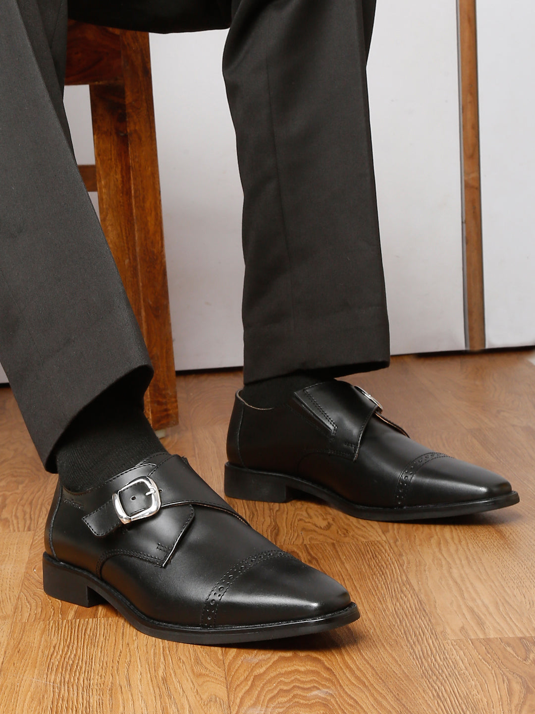 Men's black leather monk strap shoes outlet